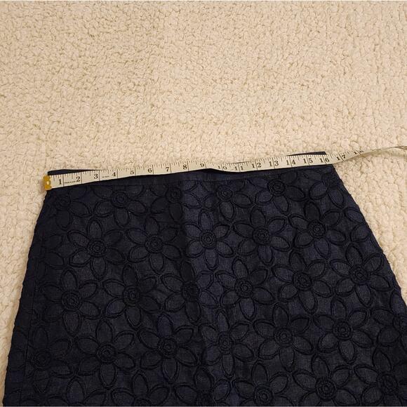 Talbots Navy Blue Floral Embroidered Scalloped Hem‎ Linen Skirt size 8 new!!! - Picture 9 of 14